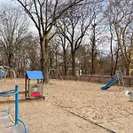 Yoga Zen, Apartament Z Tarasem I Widokiem Na Park